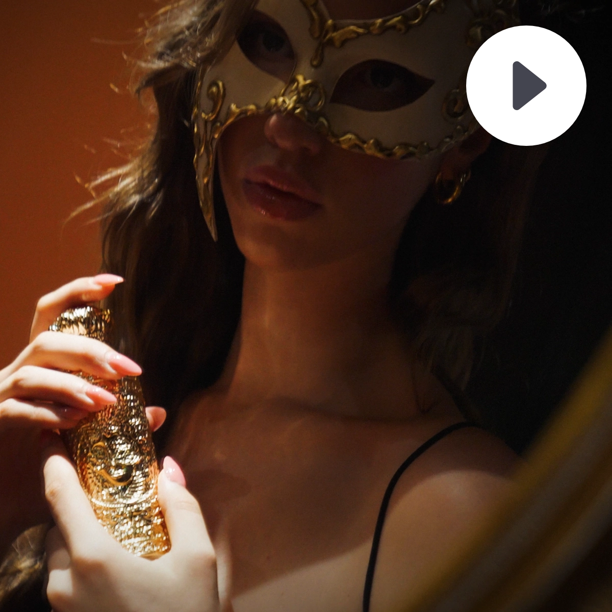 Video ALEXANDRE.J Art Nouveau Sweet Enigma parfumovaná voda