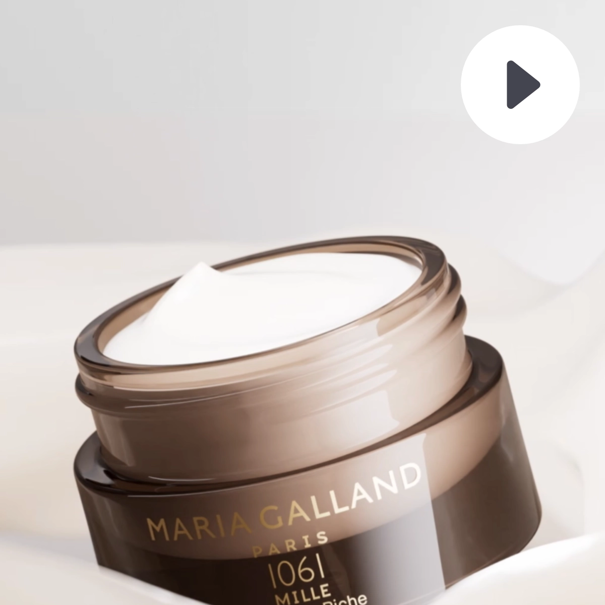 Video MARIA GALLAND 1030 Mille Ošetrujúce tonikum