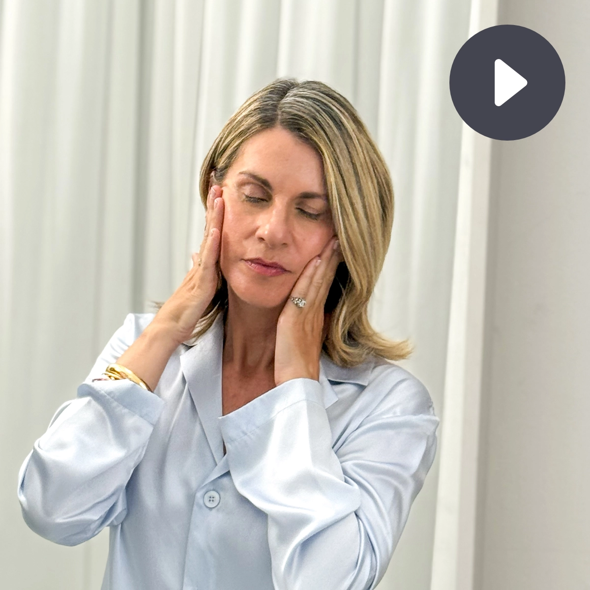 Video MIRIAM QUEVEDO Black Baccara olej pre dlhovekosť vlasov aj pokožky