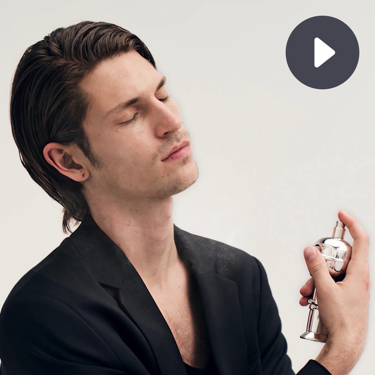 Video KARL LAGERFELD Ikonik Absolu parfumovaná vody pre mužov